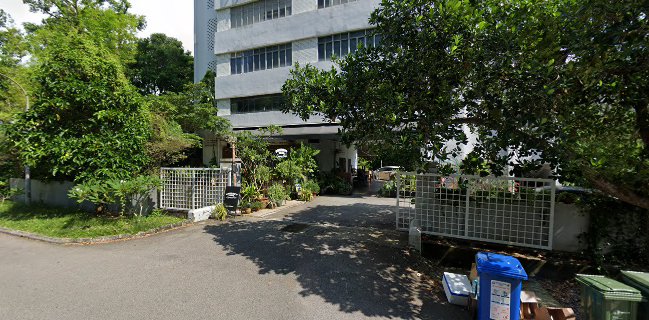 Sunday Social Market